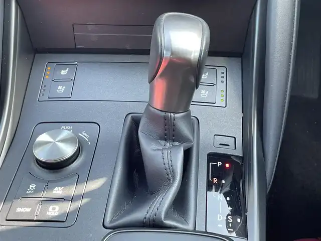 レクサス ＩＳ 300h バージョンL 愛知県 2021(令3)年 3.8万km ソニッククォーツ ワンオーナー/禁煙車/純正メモリナビ/　AM/FM/CD/DVD/BT/フルセグ/バック・全周囲カメラ/前後ドライブレコーダー/前席パワーシート/前席エアシート/シートヒーター/D席ポジションメモリシート/革巻きステアリング/ステアリングヒーター/パドルシフト/電子パーキング/リアサンシェード/ビルトインETC2.0/クルーズコントロール（ACC）/レーンキープアシスト（LDA/LTA）/プリクラッシュセーフティ（PCS）/前後クリアランスソナー（ICS）/横滑り防止装置/オートマチックハイビーム（AHB）/オートライト/三眼LEDヘッドライト/純正19インチAW/純正フロアマット/W＋サイドエアバック/取説/保証書/スペアキー/カードキー