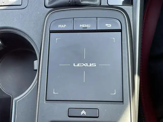 レクサス ＩＳ 300h バージョンL 愛知県 2021(令3)年 3.8万km ソニッククォーツ ワンオーナー/禁煙車/純正メモリナビ/　AM/FM/CD/DVD/BT/フルセグ/バック・全周囲カメラ/前後ドライブレコーダー/前席パワーシート/前席エアシート/シートヒーター/D席ポジションメモリシート/革巻きステアリング/ステアリングヒーター/パドルシフト/電子パーキング/リアサンシェード/ビルトインETC2.0/クルーズコントロール（ACC）/レーンキープアシスト（LDA/LTA）/プリクラッシュセーフティ（PCS）/前後クリアランスソナー（ICS）/横滑り防止装置/オートマチックハイビーム（AHB）/オートライト/三眼LEDヘッドライト/純正19インチAW/純正フロアマット/W＋サイドエアバック/取説/保証書/スペアキー/カードキー