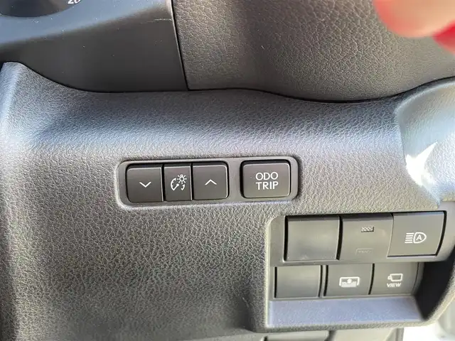 レクサス ＩＳ 300h バージョンL 愛知県 2021(令3)年 3.8万km ソニッククォーツ ワンオーナー/禁煙車/純正メモリナビ/　AM/FM/CD/DVD/BT/フルセグ/バック・全周囲カメラ/前後ドライブレコーダー/前席パワーシート/前席エアシート/シートヒーター/D席ポジションメモリシート/革巻きステアリング/ステアリングヒーター/パドルシフト/電子パーキング/リアサンシェード/ビルトインETC2.0/クルーズコントロール（ACC）/レーンキープアシスト（LDA/LTA）/プリクラッシュセーフティ（PCS）/前後クリアランスソナー（ICS）/横滑り防止装置/オートマチックハイビーム（AHB）/オートライト/三眼LEDヘッドライト/純正19インチAW/純正フロアマット/W＋サイドエアバック/取説/保証書/スペアキー/カードキー