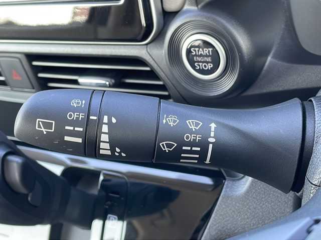 日産 デイズ X 青森県 2024(令6)年 0.4万km ブラック 4WD/純正9インチディスプレイオーディオ/AndroidAuto・AppleCarPlay/HDMI・AUX・Bluetooth/バックカメラ/前席シートヒーター/ステアリングヒーター/ステアリングリモコン/エマージェンシーブレーキ/車線逸脱警報/ハイビームアシスト/フロント・バックソナー/サイド・カーテンエアバッグ/純正フロアマット/インテリキー/プッシュスタート/純正14インチAW