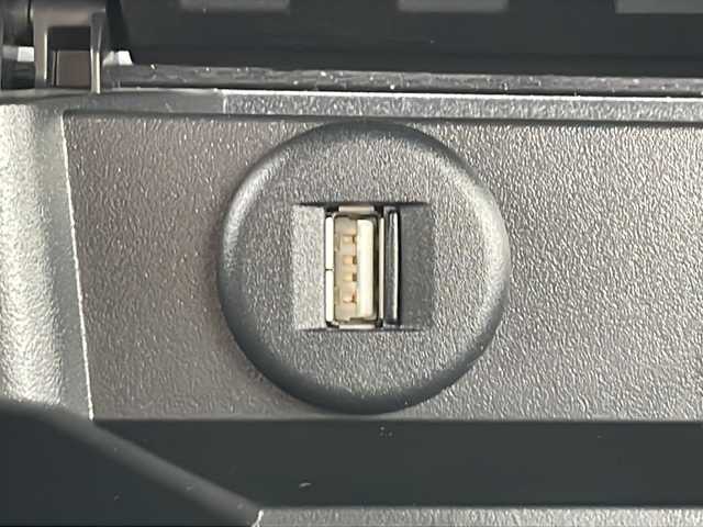 スズキ ソリオ HV MX 道北・旭川 2019(平31)年 6.7万km ネオンブルーM /4WD//ワンオーナー//純正ナビBT/CD/DVD/フルセグ/SD//全方位カメラ//片側パワースライドドア//前席シートヒーター//アイドリングストップ//横滑り防止//クリアランスソナー//衝突軽減ブレーキ//ACC//ステアリングスイッチ//オートエアコン//オートライト//ETC//ドライブレコーダー//純正フロアマット//ドアバイザー//サンシェード//セカンドシートテーブル//スペアキー//ヘットライトレベライザー//取扱説明書//保証書