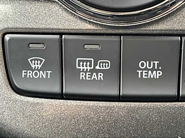 スズキ ソリオ HV MX 道北・旭川 2019(平31)年 6.7万km ネオンブルーM /4WD//ワンオーナー//純正ナビBT/CD/DVD/フルセグ/SD//全方位カメラ//片側パワースライドドア//前席シートヒーター//アイドリングストップ//横滑り防止//クリアランスソナー//衝突軽減ブレーキ//ACC//ステアリングスイッチ//オートエアコン//オートライト//ETC//ドライブレコーダー//純正フロアマット//ドアバイザー//サンシェード//セカンドシートテーブル//スペアキー//ヘットライトレベライザー//取扱説明書//保証書