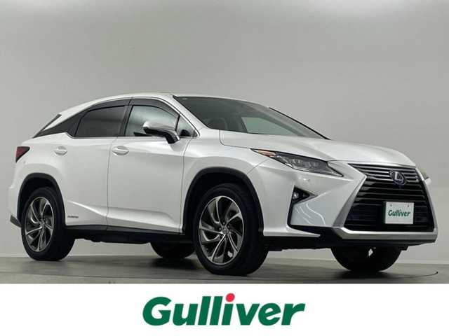 レクサス ＲＸ 450h バージョンL 埼玉県 2016(平28)年 6.7万km ソニッククォーツ ３眼ＬＥＤ　黒革　サンルーフ　純正１２．３型ナビ　温シート　エアシート　Ｂカメラ　ＢＳＭ　ＨＵＤ　ビルトインＥＴＣ２．０　パワーシート　電動リアゲート　追従走行　ＢＴ　ＵＳＢ　衝突被害軽減