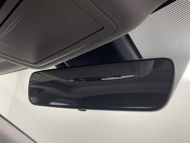 レクサス ＲＸ 450h バージョンL 埼玉県 2016(平28)年 6.7万km ソニッククォーツ ３眼ＬＥＤ　黒革　サンルーフ　純正１２．３型ナビ　温シート　エアシート　Ｂカメラ　ＢＳＭ　ＨＵＤ　ビルトインＥＴＣ２．０　パワーシート　電動リアゲート　追従走行　ＢＴ　ＵＳＢ　衝突被害軽減