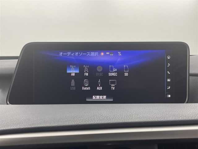 レクサス ＲＸ 450h バージョンL 埼玉県 2016(平28)年 6.7万km ソニッククォーツ ３眼ＬＥＤ　黒革　サンルーフ　純正１２．３型ナビ　温シート　エアシート　Ｂカメラ　ＢＳＭ　ＨＵＤ　ビルトインＥＴＣ２．０　パワーシート　電動リアゲート　追従走行　ＢＴ　ＵＳＢ　衝突被害軽減