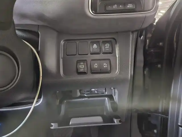 日産 セレナ ハイウェイスター V 岩手県 2020(令2)年 7.7万km ダイヤモンドブラック 〇4WD/〇純正10インチナビ	/〇フルセグTV	/〇バックカメラ	/〇インテリジェントアラウンドビューモニター	/〇ビルトインETC/〇ドライブレコーダー/〇セーフティパックB	/〇全方位運転支援システム	/〇ハンズフリーパワースライドドア(両側)	/〇インテリジェントエマージェンシーブレーキ	/〇プロパイロット	/〇LEDヘッドランプ	/〇オートライト	/〇純正15インチアルミ/〇シートヒーター/〇ステアリングヒーター	/〇革巻きステアリング	/〇オートエアコン	/〇インテリジェントキー	/〇禁煙車