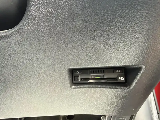 トヨタ シエンタ G 香川県 2021(令3)年 2万km センシュアルレッドマイカ 純正SDナビ/フルセグ/CD/DVD/BT/バックカメラ/トヨタセーフティセンス/レーンキープ/プリクラッシュセーフティ/オートハイビーム/両側パワースライドドア/シートヒータ―/ステアリングヒーター/ドライブレコーダー/クリアランスソナー/LEDヘッドライト/ビルトインETC