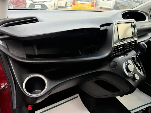 トヨタ シエンタ G 香川県 2021(令3)年 2万km センシュアルレッドマイカ 純正SDナビ/フルセグ/CD/DVD/BT/バックカメラ/トヨタセーフティセンス/レーンキープ/プリクラッシュセーフティ/オートハイビーム/両側パワースライドドア/シートヒータ―/ステアリングヒーター/ドライブレコーダー/クリアランスソナー/LEDヘッドライト/ビルトインETC