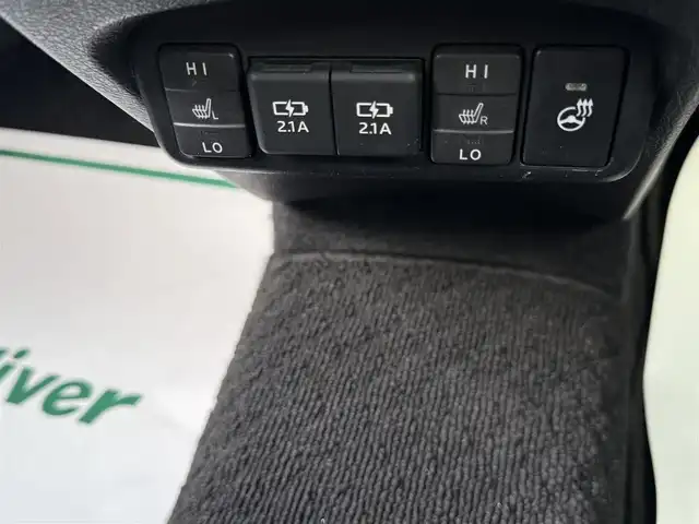 トヨタ シエンタ G 香川県 2021(令3)年 2万km センシュアルレッドマイカ 純正SDナビ/フルセグ/CD/DVD/BT/バックカメラ/トヨタセーフティセンス/レーンキープ/プリクラッシュセーフティ/オートハイビーム/両側パワースライドドア/シートヒータ―/ステアリングヒーター/ドライブレコーダー/クリアランスソナー/LEDヘッドライト/ビルトインETC