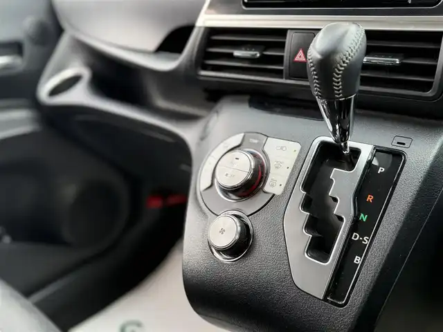 トヨタ シエンタ G 香川県 2021(令3)年 2万km センシュアルレッドマイカ 純正SDナビ/フルセグ/CD/DVD/BT/バックカメラ/トヨタセーフティセンス/レーンキープ/プリクラッシュセーフティ/オートハイビーム/両側パワースライドドア/シートヒータ―/ステアリングヒーター/ドライブレコーダー/クリアランスソナー/LEDヘッドライト/ビルトインETC