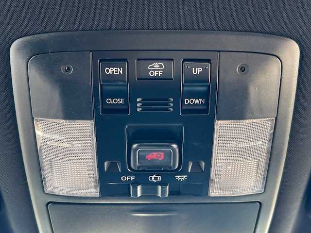 レクサス ＣＴ 200h 宮城県 2012(平24)年 6.7万km ホワイトパールクリスタルシャイン 登録時走行距離66937ｋｍ/Ｆスポーツ/純ナビ/・ワンセグテレビ/・CD/DVD/・AM/FM/・AUX/サンルーフ/クルーズコントロール/ＥＴＣ/ＬＥＤヘッドライト/バックカメラ/純正アルミホイール/ドライブレコーダー/オートライト/プッシュスタート/スマートキー/スペアキー/パドルシフト/シートヒーター（Ｄ＋Ｎ）/ステアリングヒーター/純正フロアマット