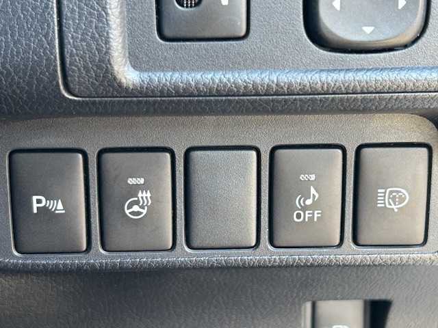 レクサス ＣＴ 200h 宮城県 2012(平24)年 6.7万km ホワイトパールクリスタルシャイン 登録時走行距離66937ｋｍ/Ｆスポーツ/純ナビ/・ワンセグテレビ/・CD/DVD/・AM/FM/・AUX/サンルーフ/クルーズコントロール/ＥＴＣ/ＬＥＤヘッドライト/バックカメラ/純正アルミホイール/ドライブレコーダー/オートライト/プッシュスタート/スマートキー/スペアキー/パドルシフト/シートヒーター（Ｄ＋Ｎ）/ステアリングヒーター/純正フロアマット