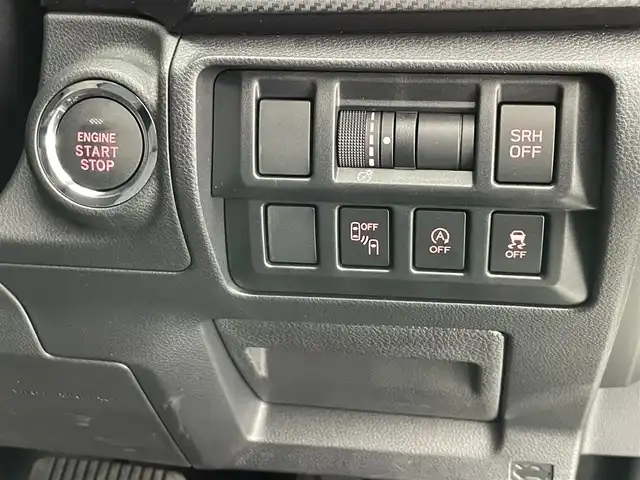 スバル インプレッサ スポーツ 1．6i－Lアイサイト 愛知県 2021(令3)年 1.3万km クリスタルホワイトP 社外ナビ　バックカメラ　アイサイト　禁煙車　ＢＳＭ　パドルシフト　衝突軽減　追従クルコン　ハンドル支援　フルセグＴＶ　Ｂｌｕｅｔｏｏｔｈ　ＤＶＤ　純正ドラレコ　ＬＥＤオートライト　ナノイー　純正マット　パーキングセンサー　