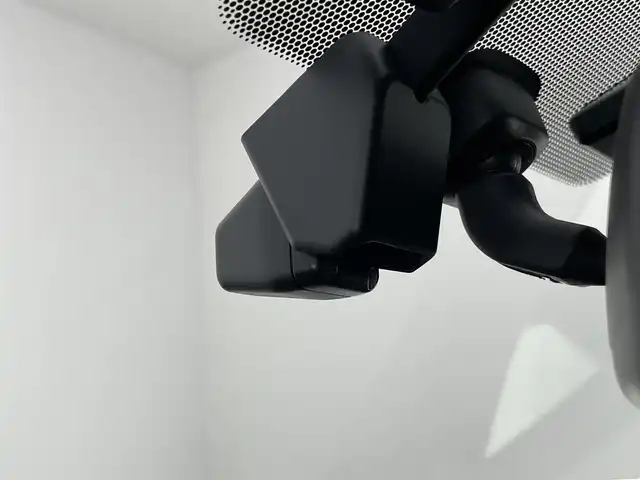 スバル インプレッサ スポーツ 1．6i－Lアイサイト 愛知県 2021(令3)年 1.3万km クリスタルホワイトP 社外ナビ　バックカメラ　アイサイト　禁煙車　ＢＳＭ　パドルシフト　衝突軽減　追従クルコン　ハンドル支援　フルセグＴＶ　Ｂｌｕｅｔｏｏｔｈ　ＤＶＤ　純正ドラレコ　ＬＥＤオートライト　ナノイー　純正マット　パーキングセンサー　