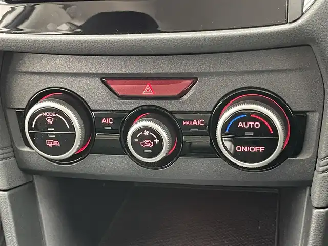 スバル インプレッサ スポーツ 1．6i－Lアイサイト 愛知県 2021(令3)年 1.3万km クリスタルホワイトP 社外ナビ　バックカメラ　アイサイト　禁煙車　ＢＳＭ　パドルシフト　衝突軽減　追従クルコン　ハンドル支援　フルセグＴＶ　Ｂｌｕｅｔｏｏｔｈ　ＤＶＤ　純正ドラレコ　ＬＥＤオートライト　ナノイー　純正マット　パーキングセンサー　