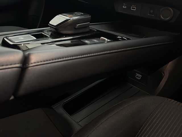 日産 ノート X FOUR 青森県 2023(令5)年 6.6万km ダークメタルグレー ・4WD/・純正ナビ/・全方位カメラ/・フルセグ/・Bluetooth/・横滑り防止/・衝突被害軽減ブレーキ/・レーンキープアシスト/・レーダークルーズコントロール/・オートライト/・オートマチックハイビーム/・LEDヘットライト/・プッシュスタート/・スマートキー/・スペアキー１本/・デジタルインナーミラー/・電動格納ウィンカーミラー/・シートヒーター/・ハンドルヒーター（前席）/・置くだけ充電/・純正フロアマット