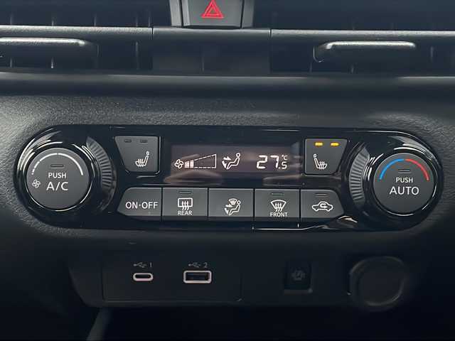 日産 ノート X FOUR 青森県 2023(令5)年 6.6万km ダークメタルグレー ・4WD/・純正ナビ/・全方位カメラ/・フルセグ/・Bluetooth/・横滑り防止/・衝突被害軽減ブレーキ/・レーンキープアシスト/・レーダークルーズコントロール/・オートライト/・オートマチックハイビーム/・LEDヘットライト/・プッシュスタート/・スマートキー/・スペアキー１本/・デジタルインナーミラー/・電動格納ウィンカーミラー/・シートヒーター/・ハンドルヒーター（前席）/・置くだけ充電/・純正フロアマット