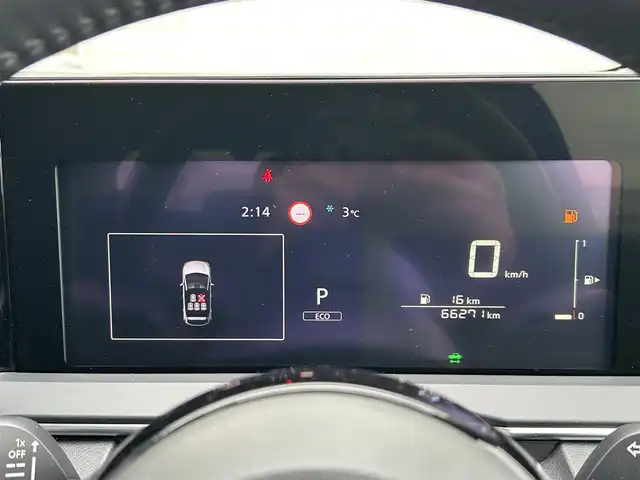 日産 ノート X FOUR 滋賀県 2023(令5)年 6.7万km ダークメタルグレー 4WD/純正メーカーナビ/（AM/FM/フルセグ/Bluetooth/USB/HDMI）/アラウンドビューモニター/ハンドル支援/ブラインドスポットモニター/ビルトインETC/コーナーセンサー/ブレーキホールド/横滑り防止/衝突被害軽減ブレーキ/レーダークルーズコントロール/オートライト/オートマチックハイビーム/プッシュスタート/スマートキー/スペアキー１本/デジタルインナーミラー/電動格納ウィンカーミラー/シートヒーター/ステアリングヒーター/ステアリングスイッチ/置くだけ充電/純正フロアマット/革巻きステアリング/電子パーキング
