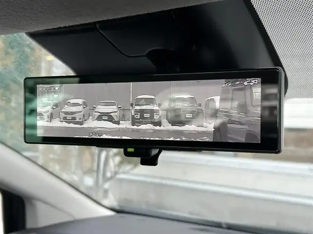 日産 ノート X FOUR 滋賀県 2023(令5)年 6.7万km ダークメタルグレー 4WD/純正メーカーナビ/（AM/FM/フルセグ/Bluetooth/USB/HDMI）/アラウンドビューモニター/ハンドル支援/ブラインドスポットモニター/ビルトインETC/コーナーセンサー/ブレーキホールド/横滑り防止/衝突被害軽減ブレーキ/レーダークルーズコントロール/オートライト/オートマチックハイビーム/プッシュスタート/スマートキー/スペアキー１本/デジタルインナーミラー/電動格納ウィンカーミラー/シートヒーター/ステアリングヒーター/ステアリングスイッチ/置くだけ充電/純正フロアマット/革巻きステアリング/電子パーキング