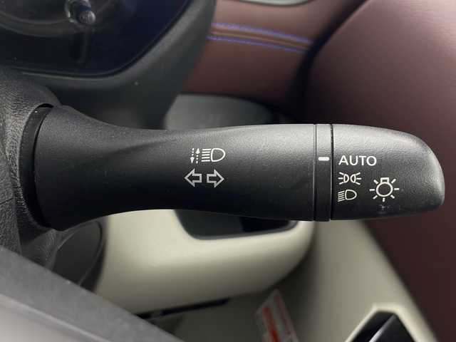 日産 ルークス オーテック 秋田県 2021(令3)年 5.8万km フローズンバニラパール 4WD/エマージェンシーブレーキ　/純正SDナビ　/　　CD/DVD/BT/フルセグTV/アラウンドビューモニター　/両側パワースライドドア　/オートライト　/ハーフレザーシート　/前席シートヒーター　/純正AUTECH14インチアルミホイール　/アイドリングストップ/前後コーナーセンサー/ステアリングスイッチ/スマートキー