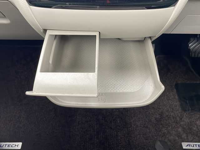 日産 ルークス オーテック 秋田県 2021(令3)年 5.8万km フローズンバニラパール 4WD/エマージェンシーブレーキ　/純正SDナビ　/　　CD/DVD/BT/フルセグTV/アラウンドビューモニター　/両側パワースライドドア　/オートライト　/ハーフレザーシート　/前席シートヒーター　/純正AUTECH14インチアルミホイール　/アイドリングストップ/前後コーナーセンサー/ステアリングスイッチ/スマートキー