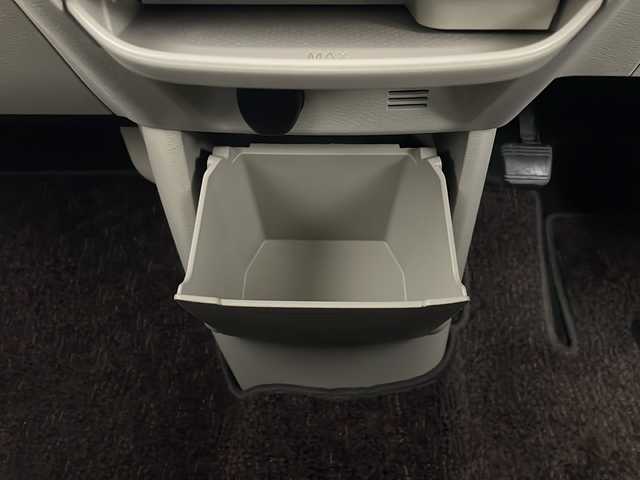 日産 ルークス オーテック 秋田県 2021(令3)年 5.8万km フローズンバニラパール 4WD/エマージェンシーブレーキ　/純正SDナビ　/　　CD/DVD/BT/フルセグTV/アラウンドビューモニター　/両側パワースライドドア　/オートライト　/ハーフレザーシート　/前席シートヒーター　/純正AUTECH14インチアルミホイール　/アイドリングストップ/前後コーナーセンサー/ステアリングスイッチ/スマートキー