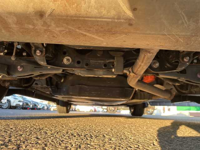 トヨタ ＲＡＶ４ ハイブリッドX 茨城県 2020(令2)年 5.6万km アティチュードブラックマイカ 純正ディスプレイオーディオ　/-BT/AM/FM/TV/衝突軽減システム　/コーナーセンサー前後　/ＬＥＤヘッドライト　/ワンオーナー　/クルーズコントロール　/スマートキー　/純正アルミホイール　/アイドリングストップ　/ＵＳＢソケット/純正フロアマット