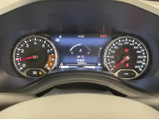 クライスラー・ジープ ジープ レネゲード リミテッド 岡山県 2024(令6)年 0.6万km 赤 JEEP純正メモリーナビ/・リアカメラ/・Bluetooth/・アップルカープレイ/・アンドロイドオート/黒レザーシート/・シートヒーター/・パワーシート（D）/ACC/LEDヘッドライト/・オートライト/・オートハイビーム/・アダプティブヘッドライト/自動緊急ブレーキ/レーンセンス警告/ParkSense/リアParkSense/ブラインドスポット警告/レインセンサー