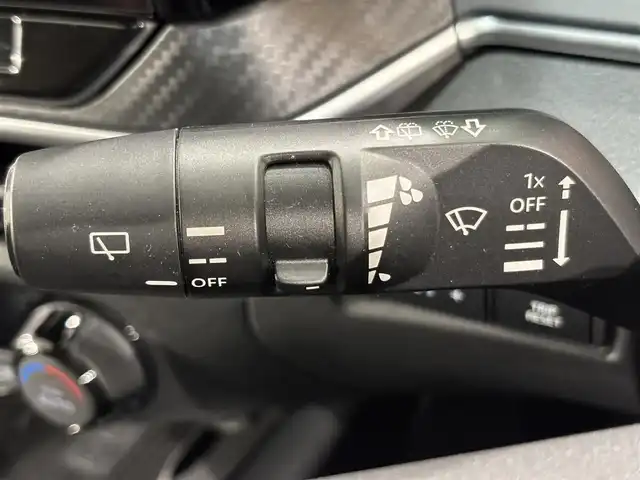 日産 ノート X 愛知県 2023(令5)年 4.3万km ダークメタルグレー 純正９インチナビ　/(FM/AM/フルセグTV/USB/Bluetooth/CarPlay/HDMI)/アラウンドビューモニター　/プロパイロット　/衝突軽減ブレーキ　/ビルトインＥＴＣ２．０　/ワイヤレス充電　/デジタルインナーミラー　/ソナー　/車線逸脱警報　/ハンドル支援/ブラインドスポットモニター　/アクセサリーソケット/ＵＳＢ接続　/ＳＯＳ機能/電動パーキングブレーキ/オートブレーキホールド機能/ISOFIX/純正フロアマット
