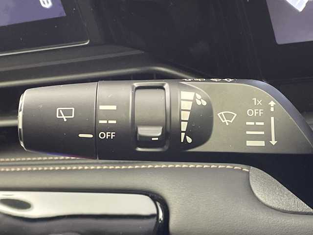 日産 セレナ ハイウェイスター V 岐阜県 2023(令5)年 1.7万km インペリアルアンバーP 純正12.3インチナビ/・フルセグ/Bluetooth/AppleCarPlay/AndroidAuto/HDMI/フリップダウンモニター/アラウンドビューモニター/デジタルインナーミラー/両側パワースライドドア/プロパイロット/インテリジェントエマージェンシーブレーキ/インテリジェントFCW（前方衝突予測警報）/衝突回避ステアリングアシスト/インテリジェントLI（車線逸脱防止支援システム）/LDW（車線逸脱警報）/インテリジェントBSI（後側方衝突防止支援システム）/BSW（後側方車両検知警報）/RCTA（後退時車両検知警報）/インテリジェントDA（ふらつき警報）/踏み間違い衝突防止アシスト/標識検知機能/クリアランスソナー/インテリジェントクルーズコントロール/前後ドライブレコーダー/ビルドインETC2.0/純正アルミホイール/純正フロアマット/LEDヘッドライト/スマートキー/スペアキー