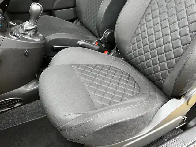 アバルト ５９５ 富山県 2021(令3)年 1.7万km 黄 Ｂｌｕｅｔｏｏｔｈ接続　/ディスプレイオーディオ　/スポーツシート　/パワーウィンドウ　/５速ＭＴ　/ＡＢＳ　/横滑り防止装置/純正１６インチＡＷ　/ダブル／サイドエアバッグ