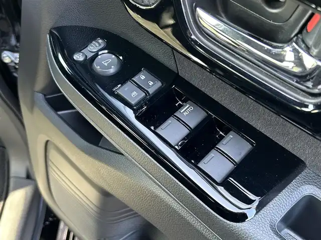 ホンダ Ｎ ＢＯＸ カスタム L ターボ 鳥取県 2021(令3)年 2.1万km クリスタルブラックパール ワンオーナー・ターボ車/純正ナビ/フルセグ/DVD/CD/BT/USB/バックカメラ・ビルトインETC/ハーフレザーシート/前席シートヒーター/ホンダセンシング/レーダークルーズコントロール/レーンキープアシスト/両側パワースライド/LEDヘッドライト/純正15インチアルミホイール/パドルシフト/プッシュエンジンスタート/フロアマット・ドアバイザー/保証書・取扱説明書/スペアキーｘ１