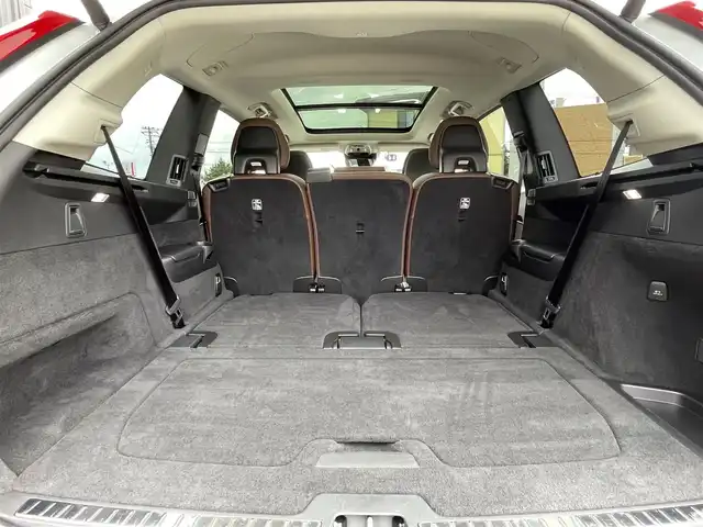 ボルボ ＸＣ９０ T5 AWD ノルディックED 静岡県 2018(平30)年 2.1万km パール ５０台限定モデル/ワンオーナー /専用内装カラーブラウンレザーシート/専用20インチアルミホイール /パノラマサンルーフ/harman/kardonサラウンド/純正ナビフルセグTV Bluetooth CarPlay対応/全方位カメラ/インテリセーフティ衝突軽減ブレーキACCレーンアシストBLIS/パワーバックドア /アンビエントライト /セカンドシートヒーター/ヘッドアップディスプレイ/ダークフレームバーチ・ウッド・パネル/レインセンサー /前後ドライブレコーダー/DSRCETC