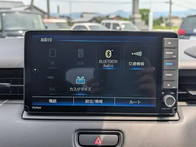 ホンダ ヴェゼル ハイブリッド e:HEV Z 福井県 2021(令3)年 6.1万km プラチナホワイトパール ワンオーナー車/純正18インチAW/バックカメラ/全方位ドライブレコーダー/ワイヤレス充電/パドルシフト/ステアリングヒーター/SOSボタン/電動リアゲート/アダプティブクルーズコントロール/前後コーナーセンサー/クリアランスソナー/純正9インチプレミアムインターナビ/フルセグテレビ/ETC/衝突被害軽減システム/前席シートヒーター/レーンキープアシスト/横滑り防止装置/盗難防止装置/スマートキー