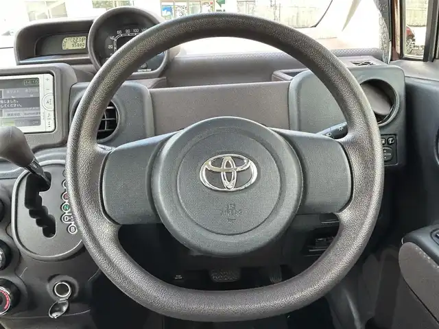 トヨタ スペイド F 愛知県 2014(平26)年 9.6万km ダークブラウンマイカメタリック ディーラーナビ（AM/FM/ワンセグ/BT/CD）/ETC/片側パワースライドドア/前後ドライブレコーダー/パワーステアリング/プッシュスタート/スマートキー/ドアバイザー/純正フロアマット/ISOFIX/スペアキー/純正ホイールキャップ