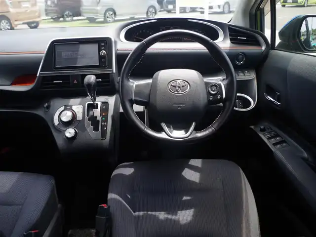 トヨタ シエンタ G 千葉県 2016(平28)年 6.3万km ブラックマイカ Toyota Safety Sense/・プリクラッシュセーフティ/・レーンディパーチャーアラート/・オートハイビーム/両側パワースライドドア/純正SDナビ/地デジTV/【DVD/CD再生機能　Bluetooth接続】/ドライブレコーダー（DRT-H66A）/ETC/LEDフォグライト/フォグライト/ウインカーミラー/スマートキー