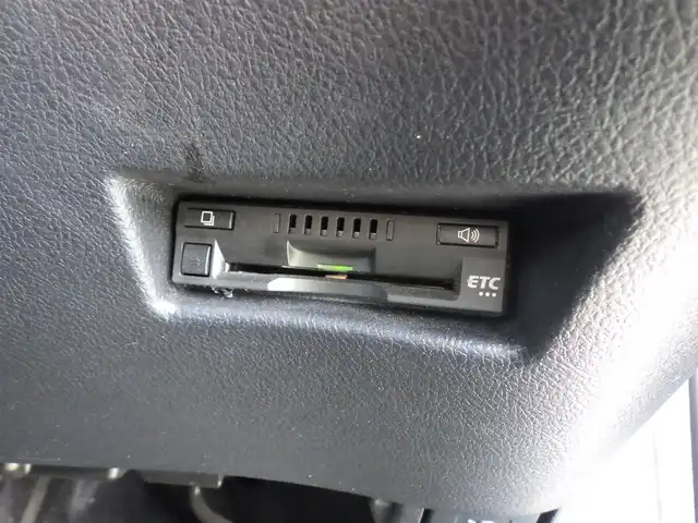 トヨタ シエンタ G 千葉県 2016(平28)年 6.3万km ブラックマイカ Toyota Safety Sense/・プリクラッシュセーフティ/・レーンディパーチャーアラート/・オートハイビーム/両側パワースライドドア/純正SDナビ/地デジTV/【DVD/CD再生機能　Bluetooth接続】/ドライブレコーダー（DRT-H66A）/ETC/LEDフォグライト/フォグライト/ウインカーミラー/スマートキー