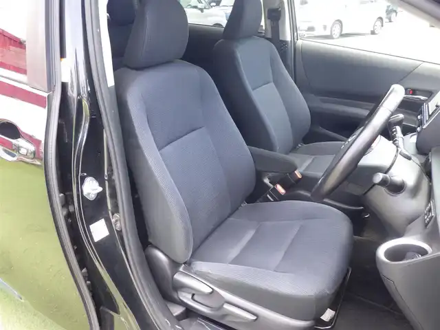 トヨタ シエンタ G 千葉県 2016(平28)年 6.3万km ブラックマイカ Toyota Safety Sense/・プリクラッシュセーフティ/・レーンディパーチャーアラート/・オートハイビーム/両側パワースライドドア/純正SDナビ/地デジTV/【DVD/CD再生機能　Bluetooth接続】/ドライブレコーダー（DRT-H66A）/ETC/LEDフォグライト/フォグライト/ウインカーミラー/スマートキー