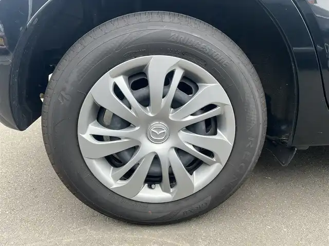 マツダ デミオ 15S 秋田県 2018(平30)年 3.4万km ジェットブラックマイカ 4WD/純正ナビ/衝突軽減システム/フルセグ/バックカメラ/スマートキー/アイドリングストップ/コーナーセンサー/レーンキープアシスト/プッシュスタート/オートマチックハイビーム/ステアリングスイッチ/MTモード付AT/ドライブレコーダー/ETC/純正フロアマット/オートライト/パワーステアリング/パワーウィンドウ/横滑り防止/レベライザー/電動格納ウィンカーミラー/保証書/取扱説明書/記録簿