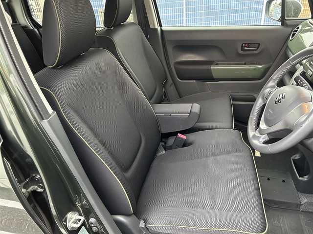 スズキ ハスラー Jスタイル 千葉県 2015(平27)年 6.1万km クールカーキパールメタリック/ホワイト2トーンルーフ 社外メモリナビ/(CD/DVD/BT/フルセグTV)/バックカメラ/衝突被害軽減システム/横滑り防止装置/ETC/アイドリングストップ/HIDヘッドライト/オートライト/ウィンカーミラー/電動格納ミラー/前席シートヒーター/プッシュスタート/スマートキー/フロアマット/ドアバイザー/取扱説明書