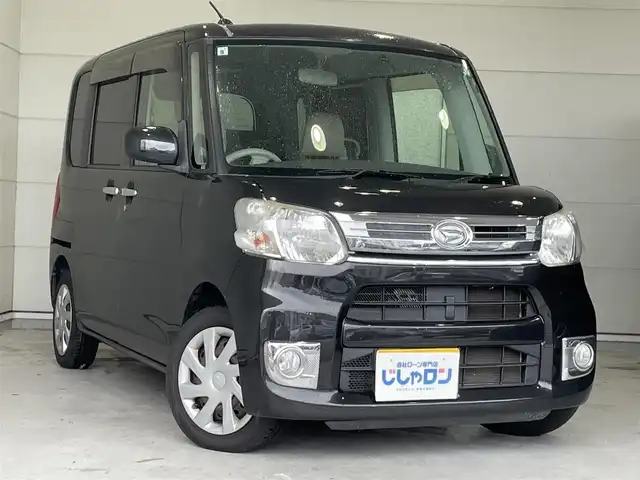 ダイハツ タント X ターボ 沖縄県 2015(平27)年 7.4万km ブラックマイカメタリック (株)IDOMが運営する【じしゃロンOO店】の自社ローン専用車両になりますこちらは現金またはオートローンご利用時の価格です。自社ローンご希望の方は別途その旨お申付け下さい/・プッシュスタート　/・ナビ　/・ＴＶ　/・Ｂｌｕｅｔｏｏｔｈ接続　/・ＥＴＣ　/・片側パワースライドドア　/・横滑り防止装置　/・アイドリングストップ　/・純正フロアマット　/・スマートキー　/・ＡＢＳ　/・ベンチシート