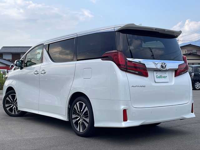 トヨタ アルファード S Cパッケージ 山口県 2023(令5)年 3.2万km ホワイトパールクリスタルシャイン 純正ディスプレイオーディオ　/ＡｐｐｌｅＣａｒｐｌａｙ　/Bluetooth/バックカメラ/サンルーフ　/純正フリップダウン　/シートヒーター/エアシート/クルーズコントロール/デジタルインナーミラー/ブラインドスポットモニター　/ＬＥＤヘッドライト　/オートハイビーム/レザーシート　/電動リアゲート　/両側パワースライドドア　/レザーシート/横滑り防止装置/レーンキープアシスト/ビルトインETC