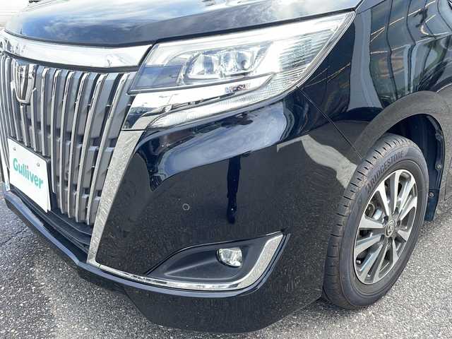 トヨタ エスクァイア Gi 新潟県 2019(令1)年 8.4万km ブラック １０インチ純正SDナビ/フルセグ/バックカメラ/フリップダウンモニター/クルーズコントロール/レーンキープ/クリアランスソナー/両側パワースライドドア/ビルトインETC/シートヒーター/ドアバイザー/ＬＥＤヘッドライト/プッシュスタート/純正フロアマット/純正アルミホイール