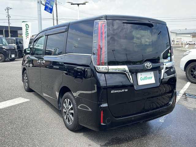 トヨタ エスクァイア Gi 新潟県 2019(令1)年 8.4万km ブラック １０インチ純正SDナビ/フルセグ/バックカメラ/フリップダウンモニター/クルーズコントロール/レーンキープ/クリアランスソナー/両側パワースライドドア/ビルトインETC/シートヒーター/ドアバイザー/ＬＥＤヘッドライト/プッシュスタート/純正フロアマット/純正アルミホイール