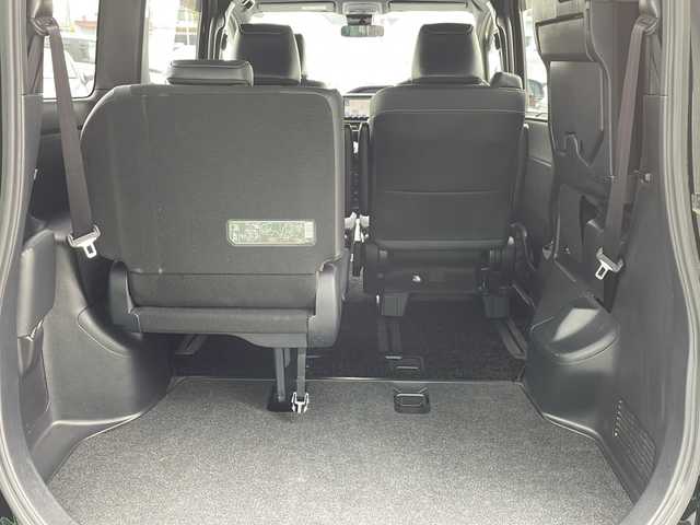 トヨタ ノア Si ダブルバイビーⅡ 長野県 2020(令2)年 3.8万km ブラック 純正SDナビ(AM/FM/DVD/Bluetooth/TV)/フルセグTV/バックカメラ/純正ビルトインETC/純正フロアマット/純正１６インチアルミホイール/三眼ヘッドライト/純正LEDヘッドライト/アダプティブフロントライティングシステム/フォグランプ/全席オートエアコン/ドアバイザー/両側電動スライドドア/三列シート/ウォークスルー/ハーフレザーシート/クルーズコントロール/アイドリングストップ/ステアリングスイッチ/MTモード付ＡＴ/横滑り防止装置/衝突被害軽減装置/盗難防止装置/レーンキープアシスト/前後ドライブレコーダー/スマートキー/スペアキー/プッシュスタート