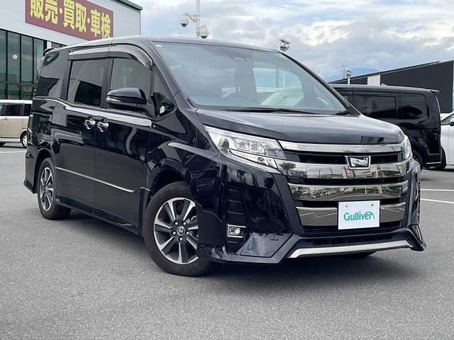 トヨタ ノア Si ダブルバイビーⅡ 長野県 2020(令2)年 3.8万km ブラック 純正SDナビ(AM/FM/DVD/Bluetooth/TV)/フルセグTV/バックカメラ/純正ビルトインETC/純正フロアマット/純正１６インチアルミホイール/三眼ヘッドライト/純正LEDヘッドライト/アダプティブフロントライティングシステム/フォグランプ/全席オートエアコン/ドアバイザー/両側電動スライドドア/三列シート/ウォークスルー/ハーフレザーシート/クルーズコントロール/アイドリングストップ/ステアリングスイッチ/MTモード付ＡＴ/横滑り防止装置/衝突被害軽減装置/盗難防止装置/レーンキープアシスト/前後ドライブレコーダー/スマートキー/スペアキー/プッシュスタート