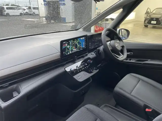 日産 セレナ e－パワー ハイウェイスター V 滋賀県 2025(令7)年 0.1千km パールⅡ 登録済未使用車/純正12.3型ナビ/Bluetooth/USB/HDMI/フルセグTV/後席モニター/追従クルーズコントロール/レーンキープアシスト/ブラインドスポットモニター/衝突被害軽減システム/全方位カメラ/両側パワースライドドア/ETC2.0/ハーフレザーシート/ワイヤレス充電/デジタルインナーミラー/オートホールド/オートハイビーム/ドラレコ/前後ソナー