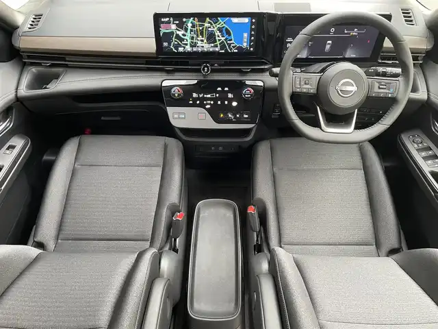 日産 セレナ e－パワー ハイウェイスター V 滋賀県 2025(令7)年 0.1千km パールⅡ 登録済未使用車/純正12.3型ナビ/Bluetooth/USB/HDMI/フルセグTV/後席モニター/追従クルーズコントロール/レーンキープアシスト/ブラインドスポットモニター/衝突被害軽減システム/全方位カメラ/両側パワースライドドア/ETC2.0/ハーフレザーシート/ワイヤレス充電/デジタルインナーミラー/オートホールド/オートハイビーム/ドラレコ/前後ソナー