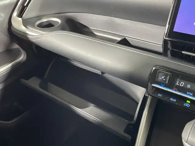 トヨタ ノア ハイブリッド S－Z 福岡県 2024(令6)年 4.1万km ホワイトパールクリスタルシャイン ワンオーナー/純正DAナビ/（CD/DVD/BT/HDMI/AM/FM）/フルセグ/バックカメラ/BSM/両側パワースライド/追従型クルーズコントロール/ビルトインETC2.0/快適利便パッケージ/トヨタセーフティーセンス/デジタルインナーミラー/HUD/D/Nシートヒーター/ステアリングヒーター/電動リアゲート/AC100V/オートマチックハイビーム/ドアバイザー/純正AW17インチ/プッシュスタート/スマートキー
