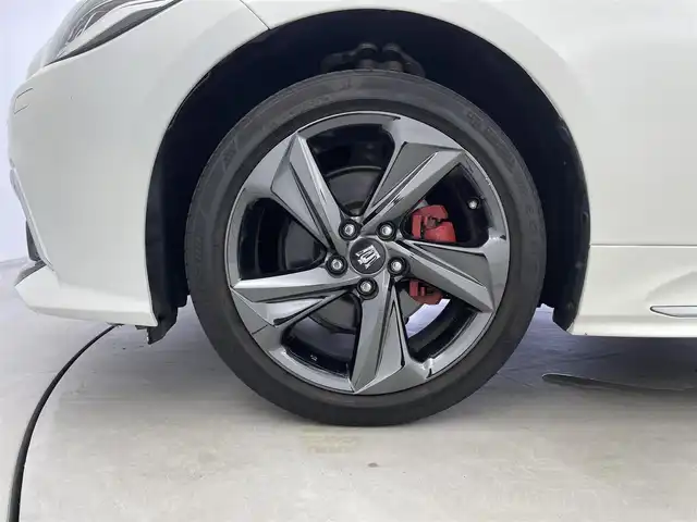 トヨタ クラウン ハイブリッド RS Four リミテッド 福井県 2020(令2)年 3.4万km ホワイトパールクリスタルシャイン 衝突被害軽減ブレーキ/純正8インチディスプレイオーディオ（ナビあり）/レーダークルーズコントロール/シートヒーター/エアーシート/フルセグTV/Bluetooth/パワーシート/コーナーセンサー/純正アルミホイール/ETC/ブラインドスポットモニター/LEDヘッドライト/ステアリングヒーター/オートマチックハイビーム/ドライブレコーダー/ステアリングスイッチ/スマートキー/プッシュスタート
